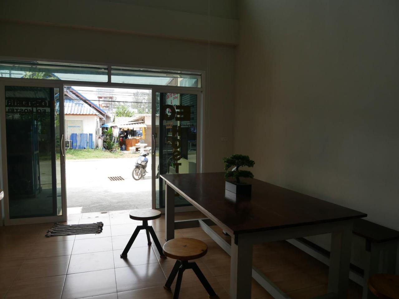 Eq Hostel Thongsala Exterior foto